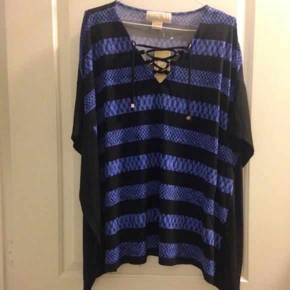 Michael Kors Poncho - Picture 1 of 1